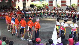 台東池上首於寒假舉辦豐年祭一般印象中，阿美族豐年祭都在夏日舉行，台東縣池上鄉長張堯城表示，20日將登場的「台東縱谷阿美族雙收豐年祭」是由水土保持局台東分局和池上鄉公所主辦，將是台東首次在寒假期間舉行豐年祭。（檔案照片）中央社記者盧太城台東攝　108年1月17日