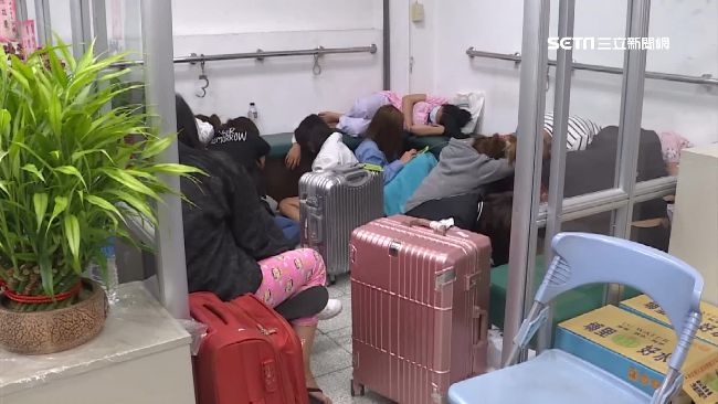 賣淫曾嗆「沒在怕」　崔姬店遭警掃黃