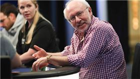 真．佛系撲克玩家！賭贏兩千萬全捐出　圖／翻攝自推特