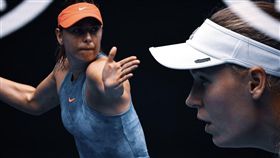 ▲莎拉波娃（左）與沃妮雅琪合演網壇「最美麗戰爭」。（圖／翻攝自澳網Twitter）