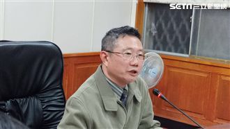 蒐集大量橡皮筋！　弒父死囚暗夜套脖