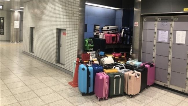 治安太好？日車站驚現大批行李亂丟