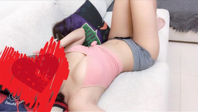 少年斗內30萬！直播主渾圓美胸照曝