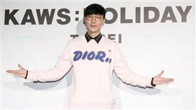 ▲林俊傑為大型裝置藝術出席揭幕活動。（圖／記者林士傑攝影）