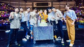 目前大陸春晚錄製的表演名單不見像「Nine Percent」這樣的小鮮肉們。（圖／翻攝自微博）
