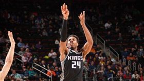 NBA／突破3夾！希爾德轟絕殺三分
NBA,沙加緬度國王,Buddy Hield,絕殺
翻攝自推特