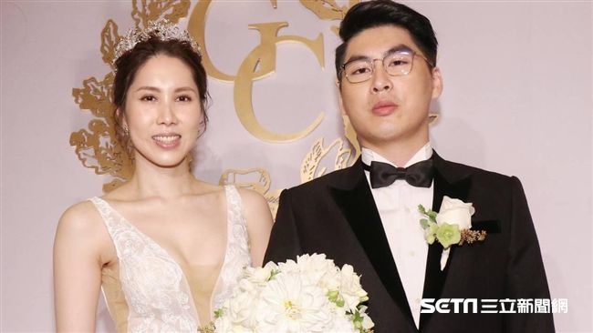 余苑綺爆乳現身　余天讚：有本錢就露