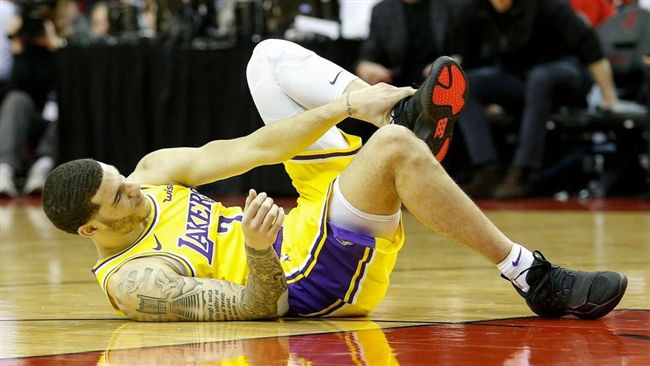 NBA／球哥頻受傷　疑是自家鞋惹禍