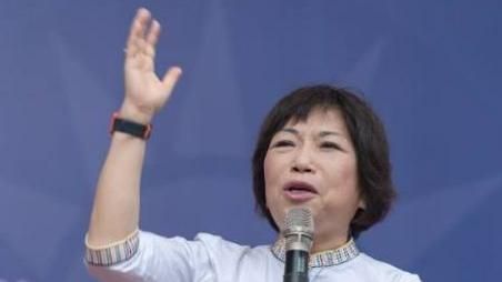 轟白人男子洋豬　葉毓蘭：先通便灌腸