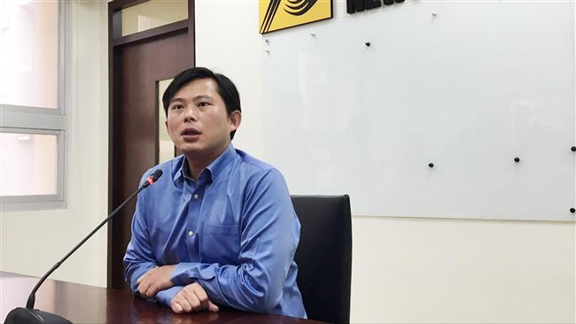 昌神辭黨魁　他：政治沒真理只有拳頭