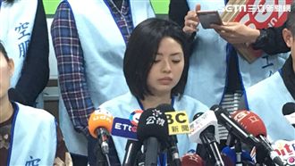 噁老外逼看鳥擦屎　空姐：我逃不出去