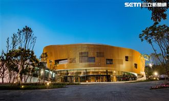 花博「花舞館」　展婚禮及春節佈景