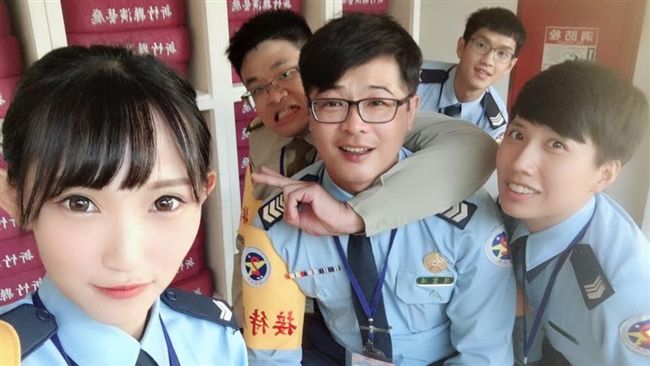 顏值高又業績好！「募兵黃金夫妻檔」