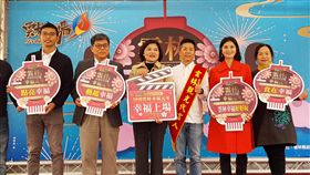 超馬英雄林義傑代言雲林觀光雲林縣政府21日上午在縣府文化處迴廊舉辦「2019遊賞雲林新春活動」宣傳會，邀雲林縣元長鄉子弟國際超馬英雄林義傑（右3）擔任雲林觀光代言人，由雲林縣長張麗善（左3）為他配戴值星帶。中央社記者葉子綱攝　108年1月21日