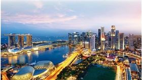 面對數位科技時代的來臨，新加坡也積極投入金融科技的創新方式，並在今年公布「數位政府藍圖」，有望在未來成為全球最有實力的貿易鏈結中心。