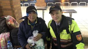 新北市，淡水，中山路派出所，暖警，關懷，街友，寒冬