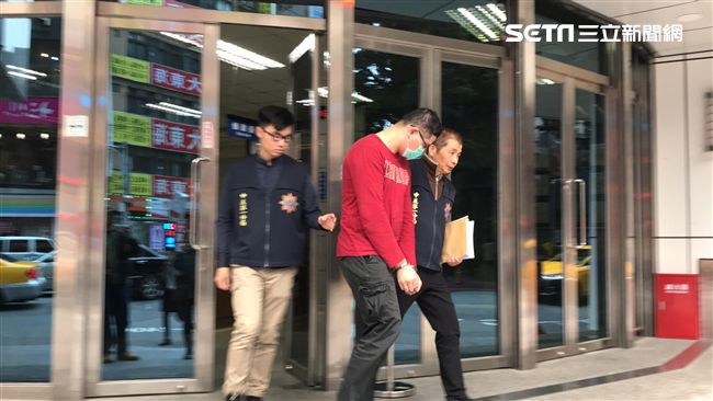 開老婆愛車當馬伕　還爬上賣淫女的床