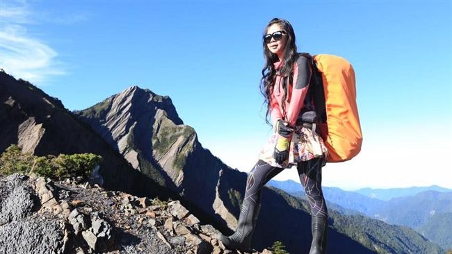 比基尼登山客身亡　搜救員：她已盡力