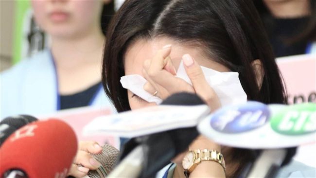 台空姐受辱淚崩！陸網友瞎扯九二共識