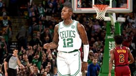 ▲頂替厄文先發，洛齊爾（Terry Rozier）攻下全場最高26分。（圖／翻攝自推特）
