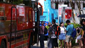 公路總局籲春節假期多利用公共運輸公路總局23日舉行花蓮地區春節疏運記者會，鼓勵民眾於連假期間儘量搭乘公共運輸工具，紓解交通壅塞。中央社記者李先鳳攝　108年1月23日