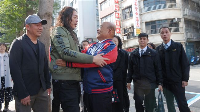 蕭青陽入圍葛萊美　蘇揆盼集氣祝得獎