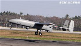 海軍首次向國人公開銳鳶、紅雀兩種無人機　圖／記者邱榮吉屏東攝影