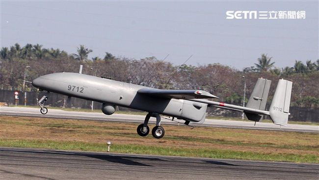 初登場！海軍公開銳鳶、紅雀無人機