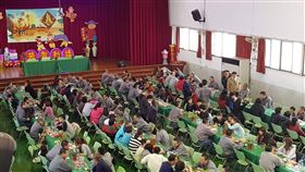 雲二監春節前夕懇親會法務部矯正署雲林第二監獄24日下午舉辦懇親會，在春節前夕讓收容人家屬走入監內歡度團圓時刻，也紓解收容人思鄉情懷。中央社記者葉子綱攝　108年1月24日