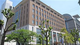 日本一名男子去年逼車撞死一名男大學生，被檢方依殺人罪起訴並具體求刑18年。日本大阪地方法院（土界）支部今（25）日依觸犯殺人罪，判決被告16年有期徒刑。（圖／翻攝自Google地圖）