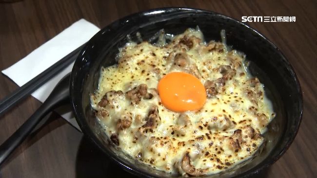 嫌丼飯乾　奧客竟留負評要求店家退款