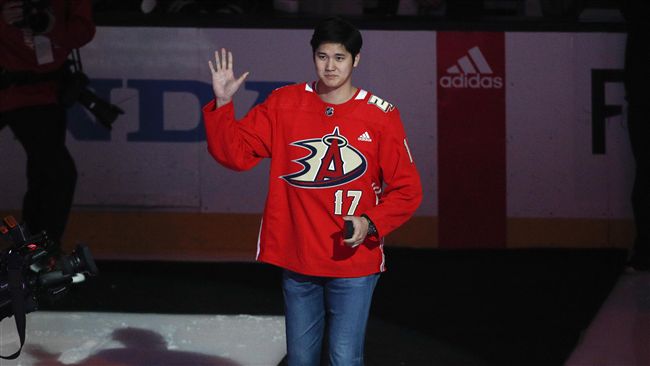 MLB／手好了？　大谷翔平現身開球