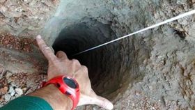 ▲西班牙２歲男童受困深井長達6天（圖／翻攝自推特）