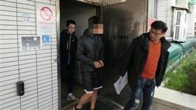 苗栗,指侵,性侵,下藥,撞警車,拒檢,毆打,大黃蜂（圖／翻攝畫面）