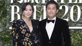 劉嘉玲與梁朝偉情牽30年。（圖／翻攝自微博）