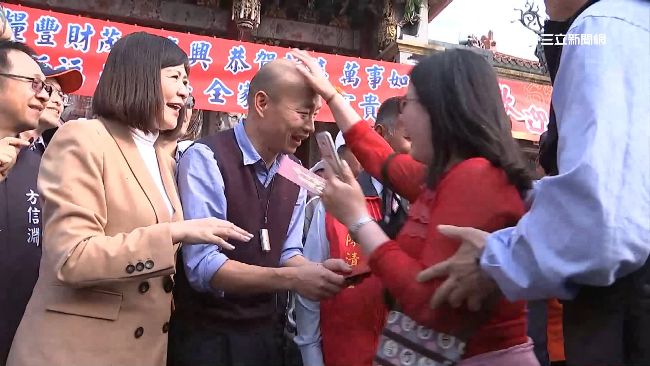 女粉偷摸禿頭　韓國瑜：回家要挨罵了