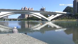 新店溪熱門釣點！釣客曾釣百公分大魚