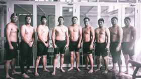 統一獅春訓休假泡溫泉。（圖／統一獅提供）