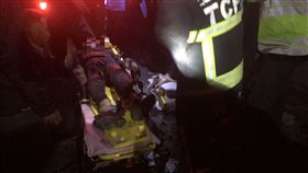 台中新社老婦人墜鄭王爺廟旁溪谷。（圖／翻攝畫面）