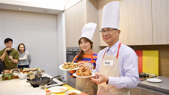阿勇再度上菜　台越料理大比拚