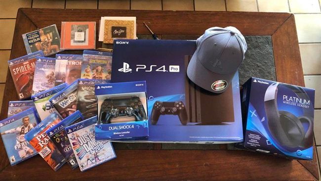 她被高爾夫球砸中　反獲得PS4禮包
