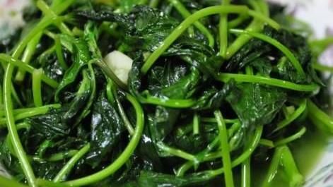 吃地瓜葉遭嗆「吃豬食」　網：不識貨
