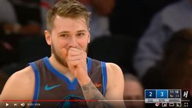 ▲東契奇（Luka Doncic）三分球竟投籃外空心，自己都忍不住笑了。（圖／翻攝自House of Highlights）