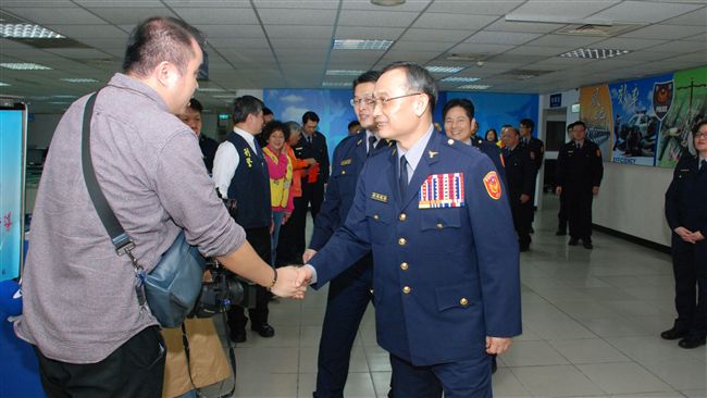 感念員警春節工作！警政署長慰勞