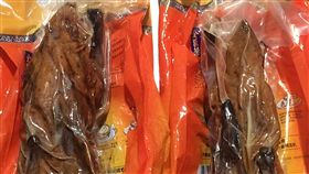 台灣旅客攜烤鴨闖關　遭罰3萬元一名台灣旅客30日晚間自北京入境桃園機場時，遭海關人員在託運行李內查獲未申報的烤鴨2.2公斤，被依違反動物傳染病防治條例規定裁罰新台幣3萬元。（關務署台北關提供）中央社記者吳睿騏桃園機場傳真　108年1月30日