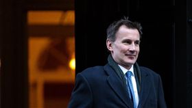 英國外交大臣韓特
https://twitter.com/search?q=Jeremy%20Hunt&src=typd&lang=zh-tw