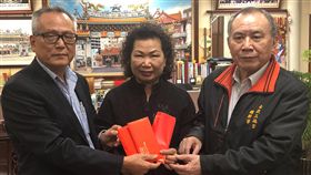 桃園南崁五福宮準備8萬枚錢母供民眾領取。（圖／南崁五福宮提供）