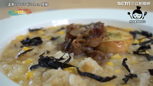 只要3分鐘！銅板價霜降牛燉飯上桌