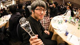 魔術師,吳何,世界魔術大賽,冠軍,老師,想像力。翻攝畫面