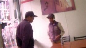 婦人,暖警,超商,飲料